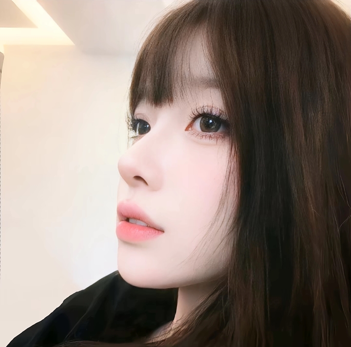 陪玩妹子Kikiღ的照片1