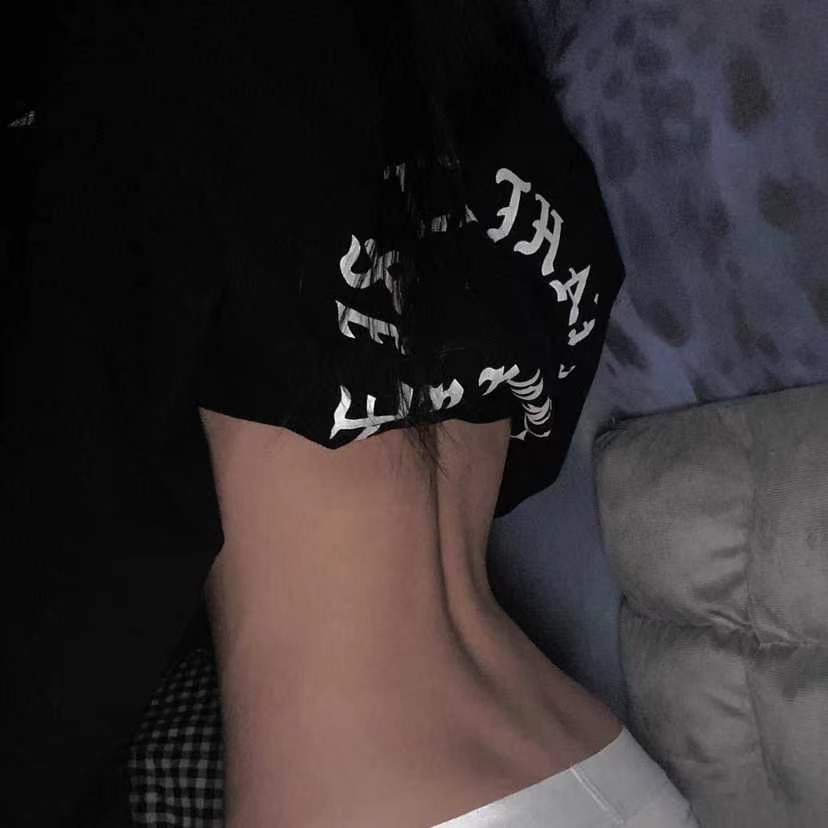 陪玩妹子初玖的照片1