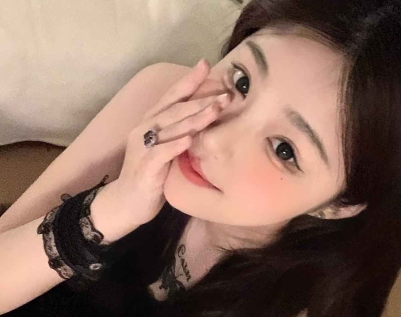 陪玩妹子嗷呜呜的照片2