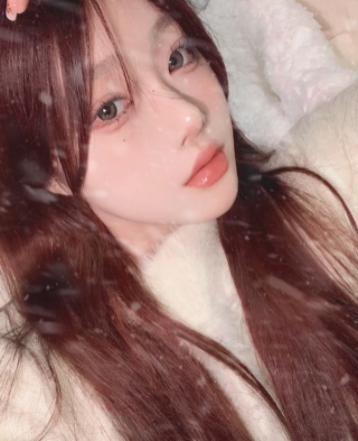 陪玩妹子嗷呜呜的照片1